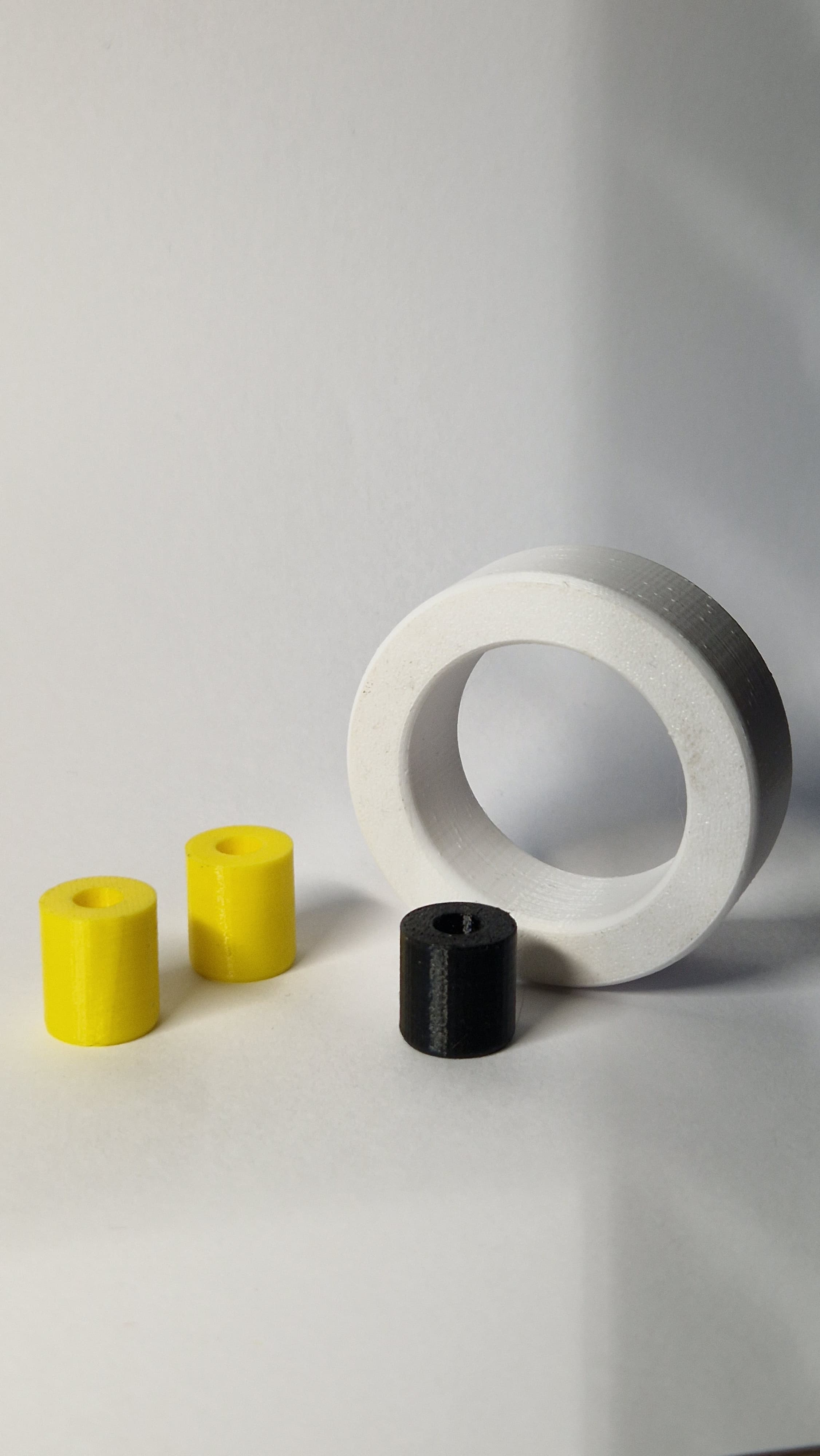 Druk 3D — cylinder dystansujący